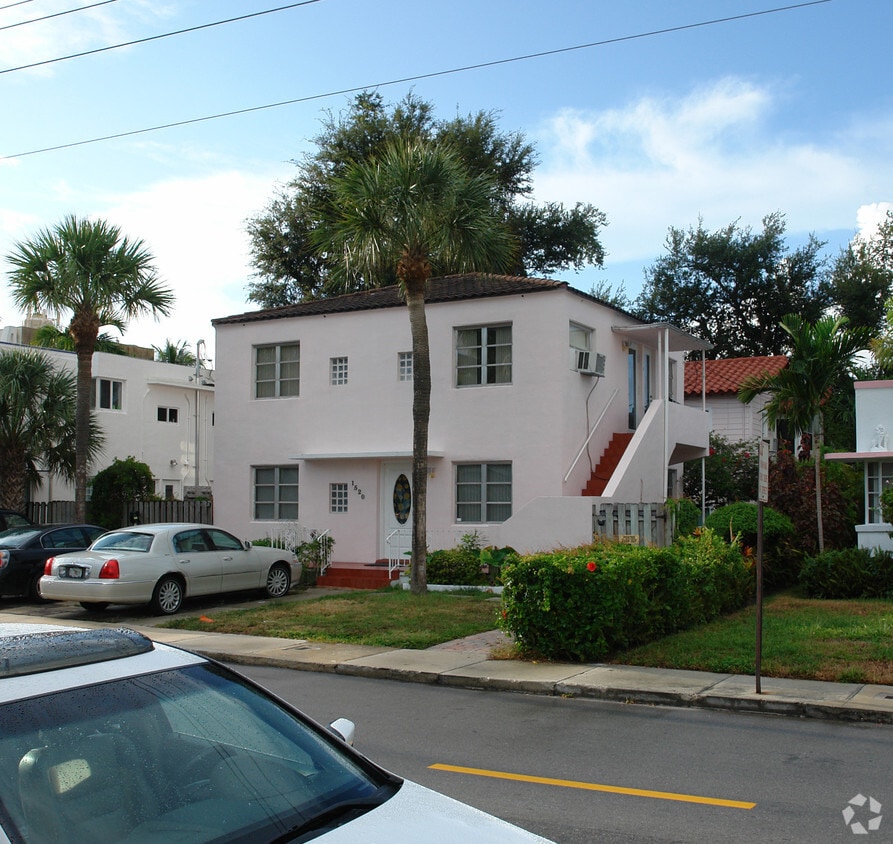 Primary Photo - 1520 SE 2nd Ct