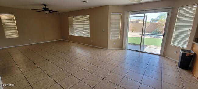 Building Photo - 17440 W Caribbean Ln