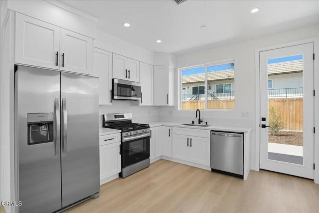 Building Photo - 1905 Ocean Ave