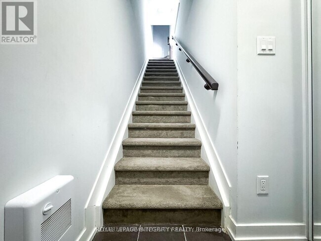 Photo du bâtiment - 994 Chapman Mills Dr