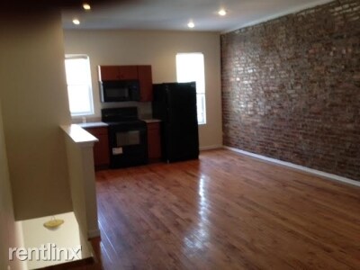 Primary Photo - 407 S 51st St