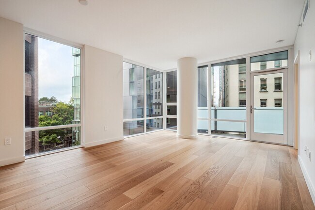 Foto del edificio - 121 Stewart St