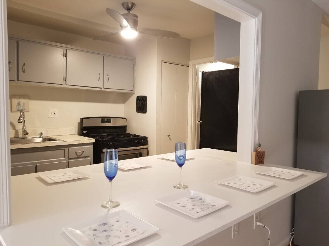 Foto principal - 3811 Saint Barnabas Rd