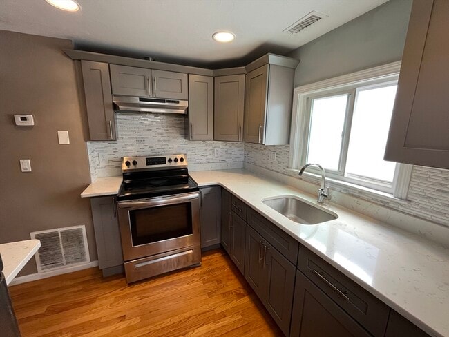 Foto del edificio - 949 Dorchester Ave