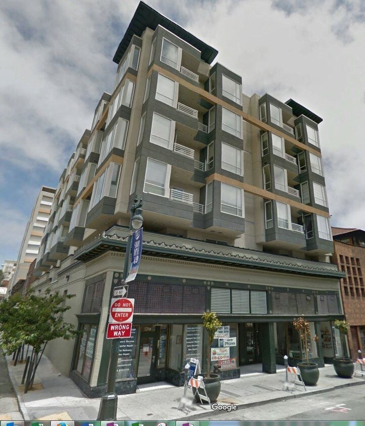 Foto principal - 81 Frank Norris St