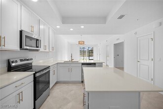 Building Photo - 15155 Bluffton Ln