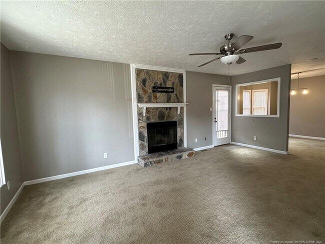 Foto del edificio - 2678 Rivercliff Rd