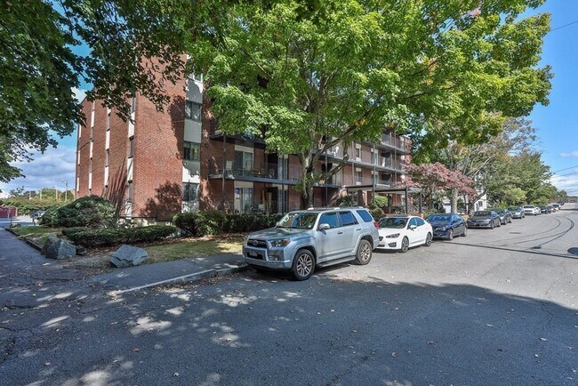 Foto del edificio - 45 Oval Rd