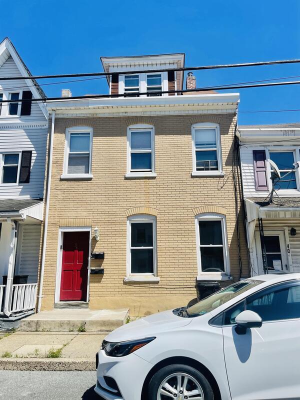 38 S 12th St, Easton, PA 18042 Condo for Rent in Easton, PA