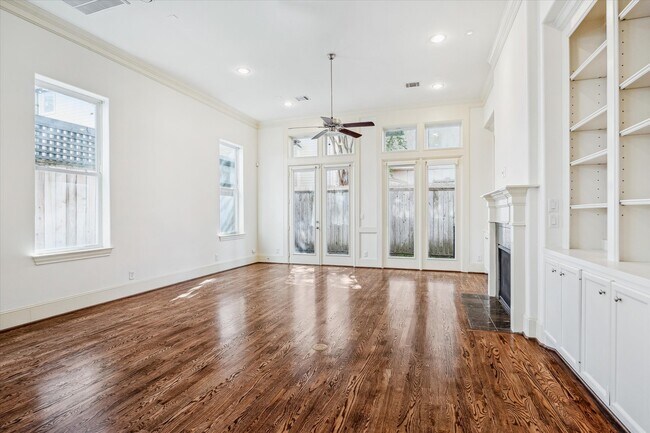 Foto del edificio - 1407 Knox St