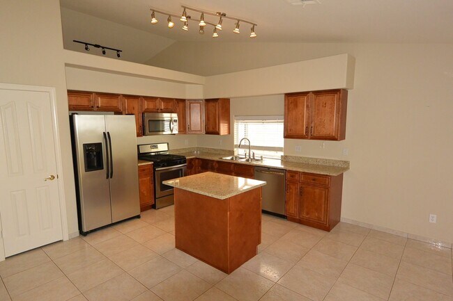 Foto del edificio - 3 Bed/2 Bath Single Story Home in Guard Ga...