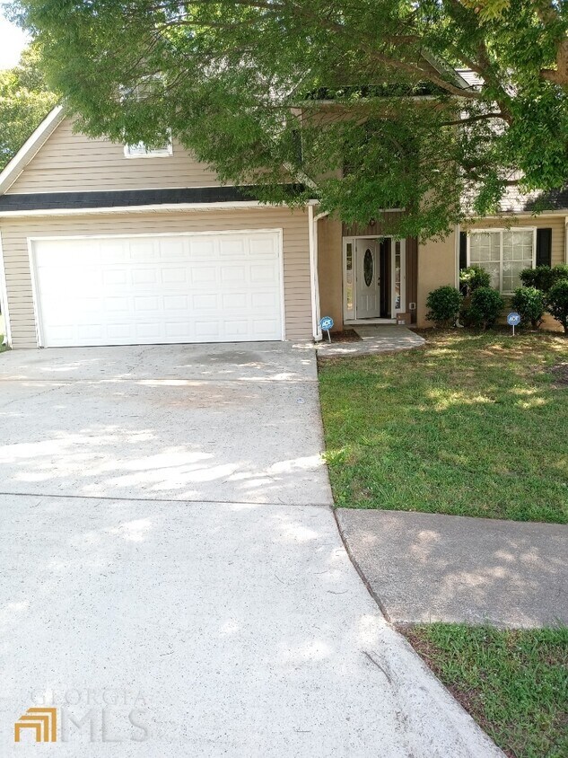 Primary Photo - 382 Summer Hill Cir