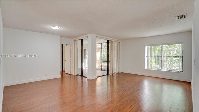 Building Photo - 3846 Coral Tree Cir