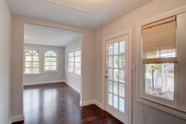 Foto del edificio - 714 W Lakewood Rd