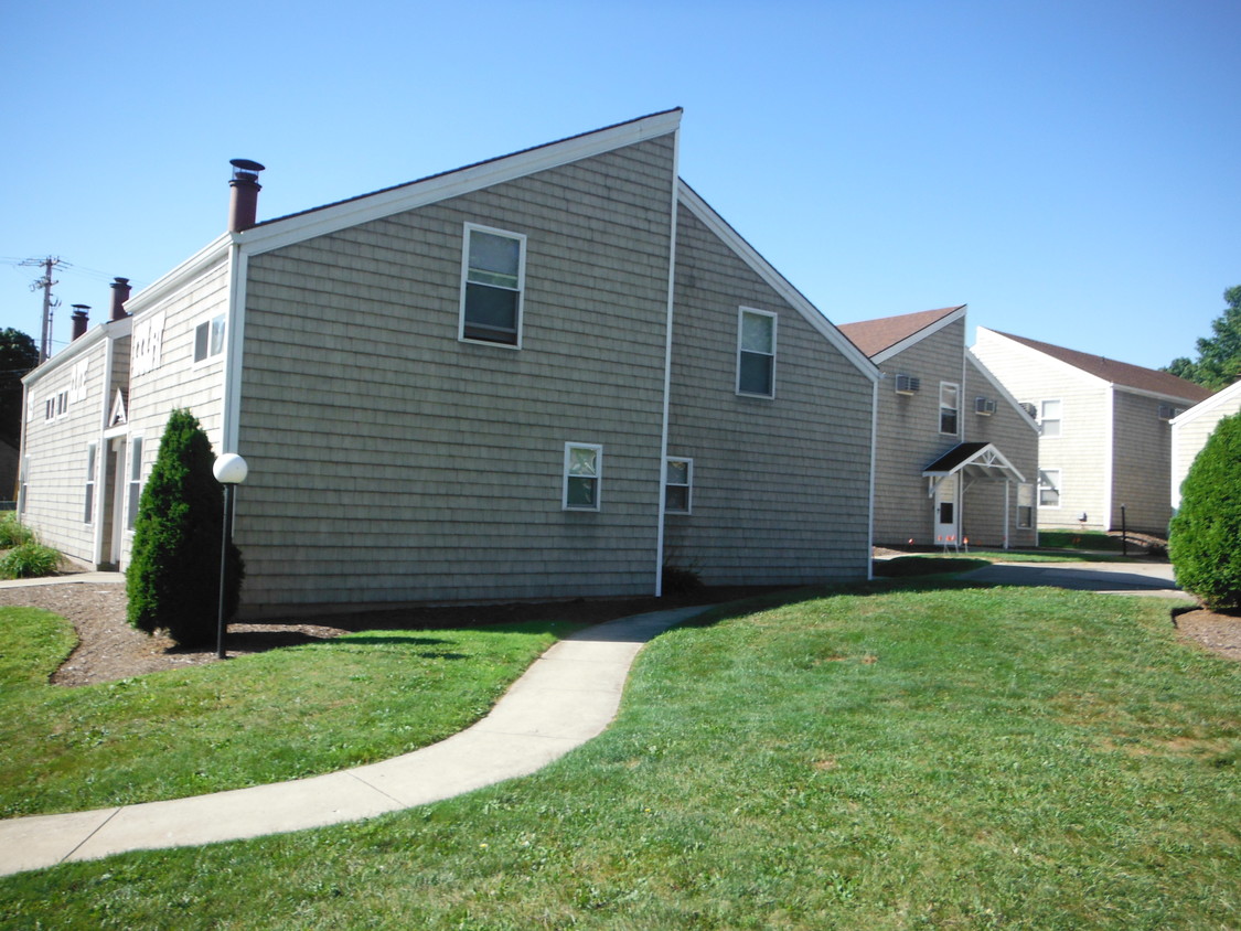 Clyde court apartments outlet cuyahoga falls