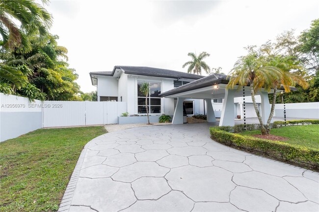 Building Photo - 12040 SW 43rd St
