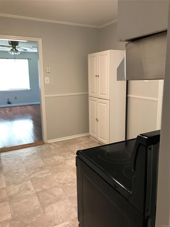 Foto del edificio - 1117 Karen Rd