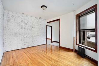 Building Photo - 203 17th St