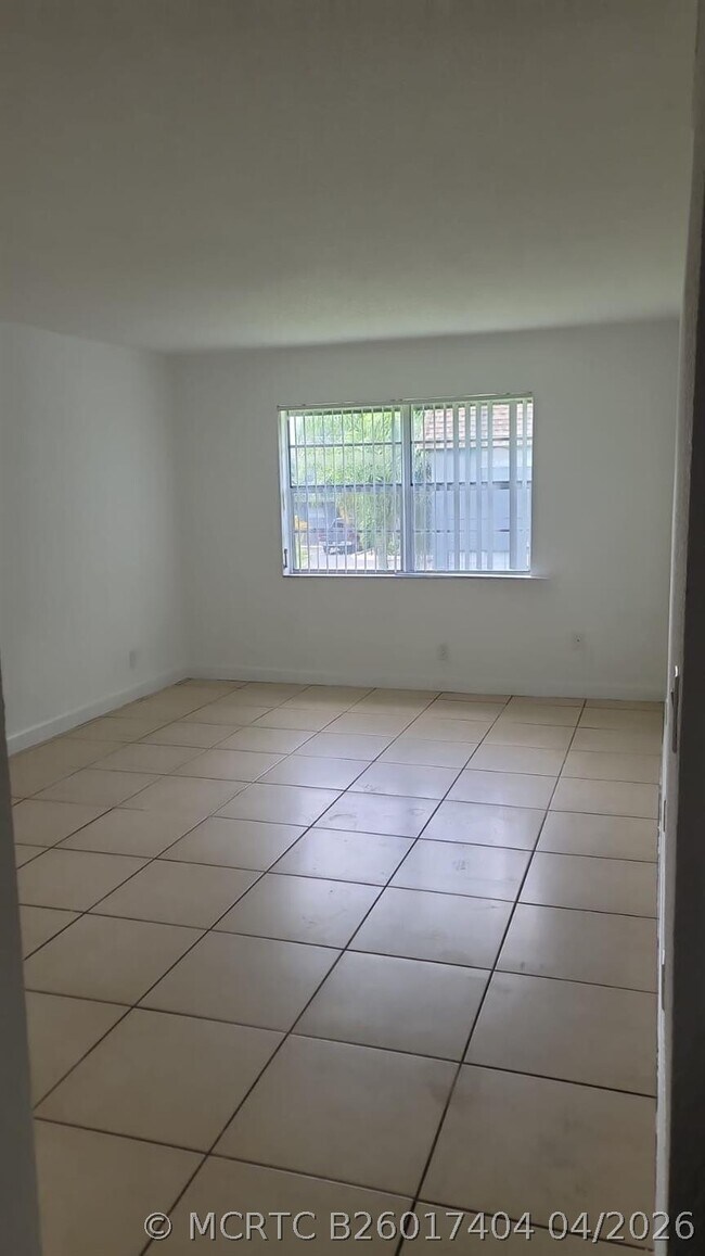 Foto del edificio - 4839 NW 9th Dr