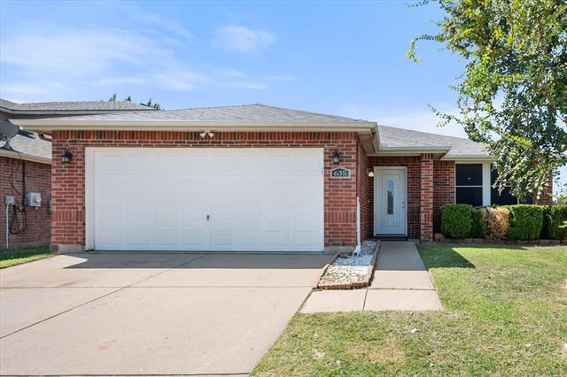 Building Photo - 635 Almandora Dr