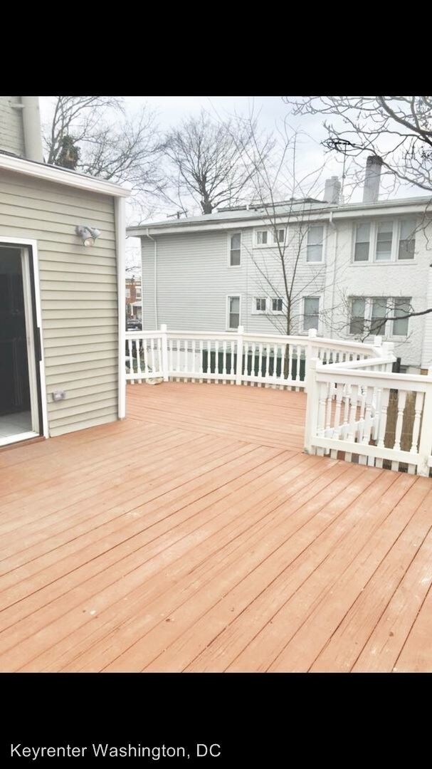 Building Photo - 4 br, 2 bath House - 907 Jefferson St, NW