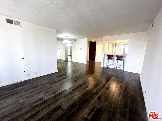 Foto del edificio - 750 Spaulding Ave