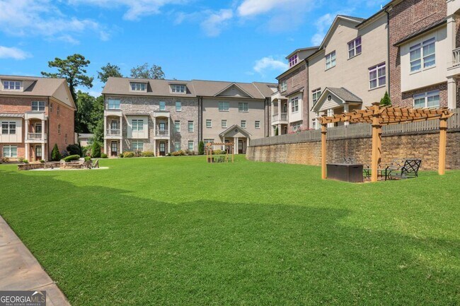 Foto del edificio - 1292 Stone Castle Cir