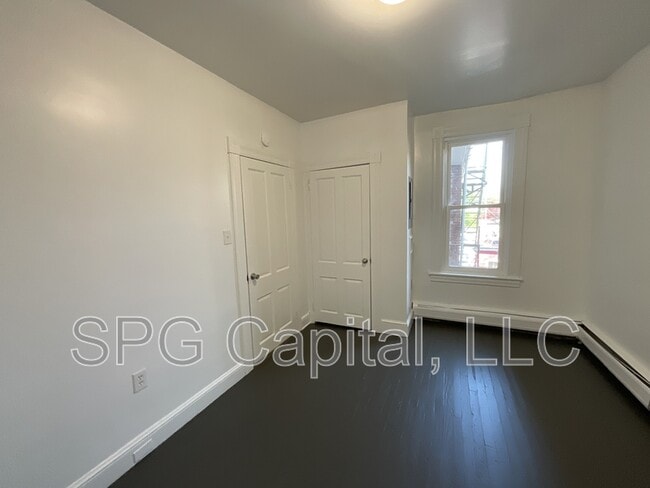 Foto del edificio - 164 S Pine St