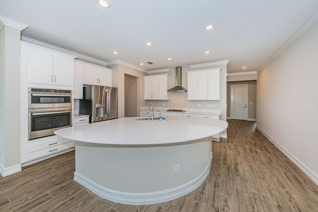 Photo - BEAUTIFUL NEWER HOME IN TRINITY FOR RENT