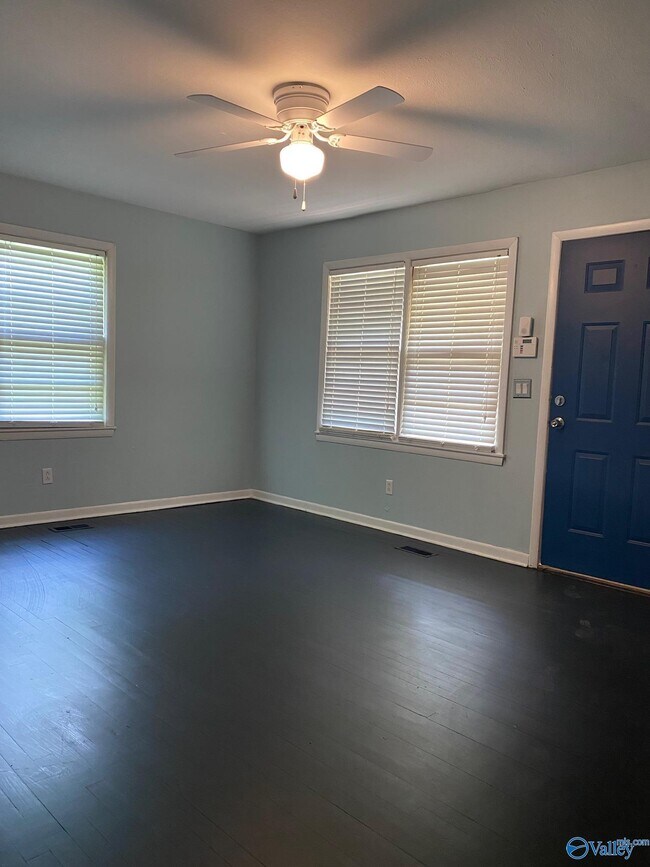 Foto del edificio - 4206 Irondale Dr NW