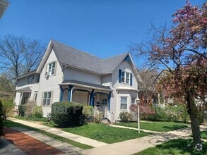Building Photo - 307 Washington St