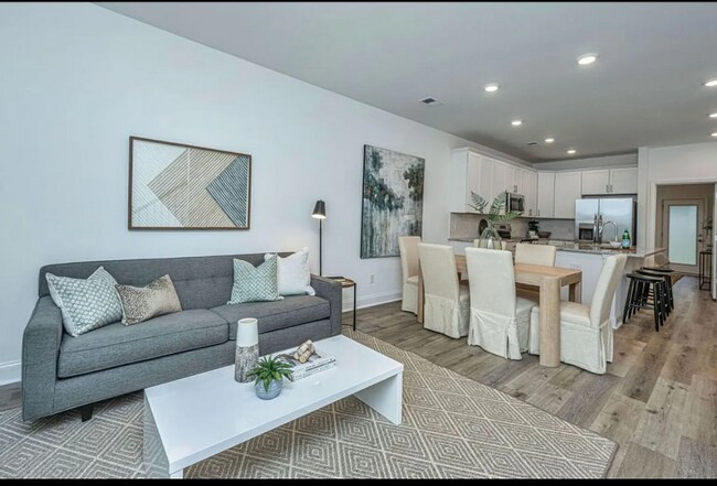 Foto del edificio - 1503 Twin Rivers Dr