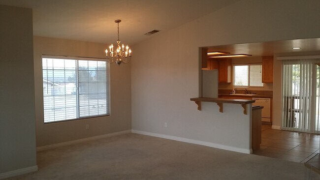 Building Photo - 7171 Balsa Ave