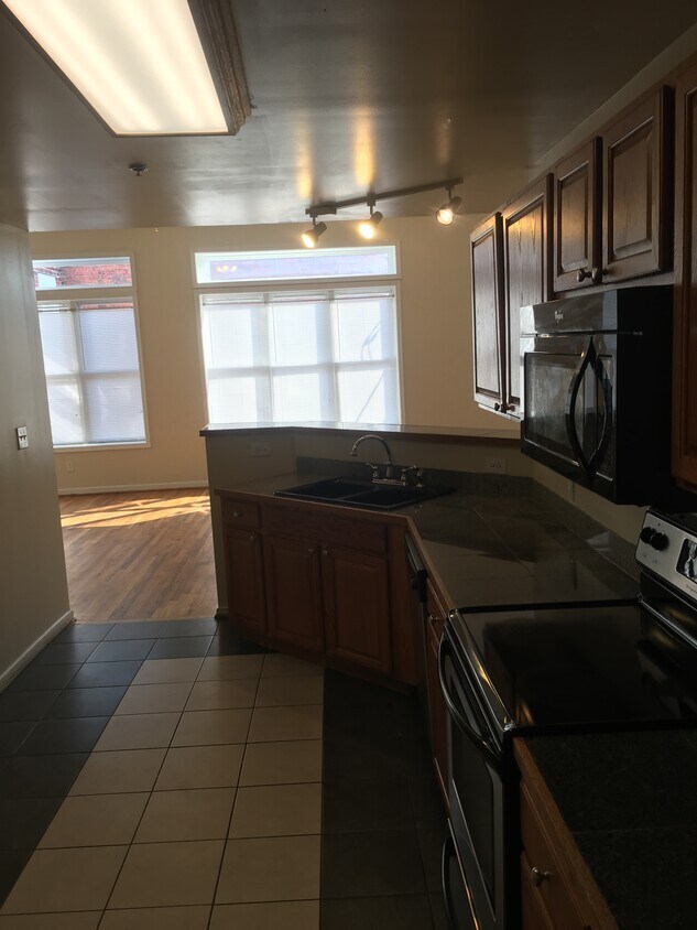 Foto principal - 803 W Broad St