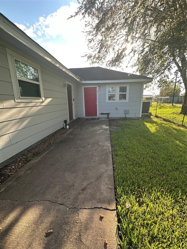 Foto principal - 7307 Avenue O