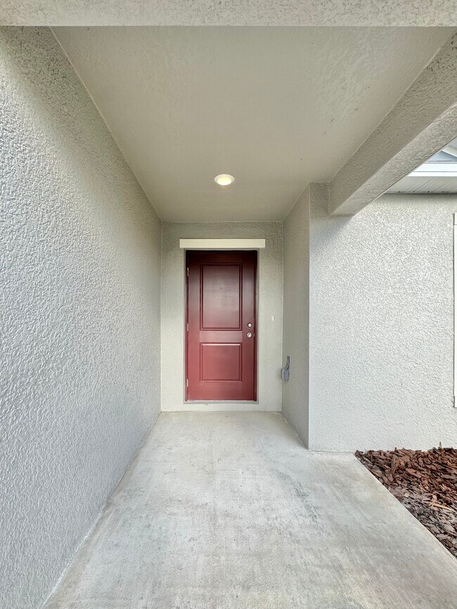 Foto del edificio - 3083 Totem Rd