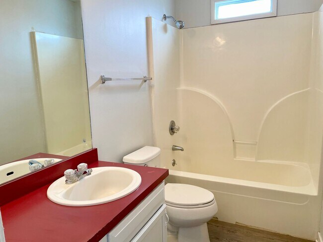 Building Photo - 3/2 Available for Rent in Pearl! (Greenfie...