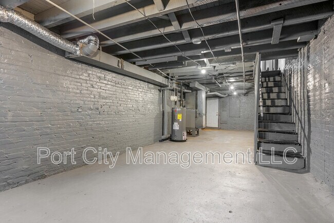 Building Photo - 1334 N Luzerne Ave