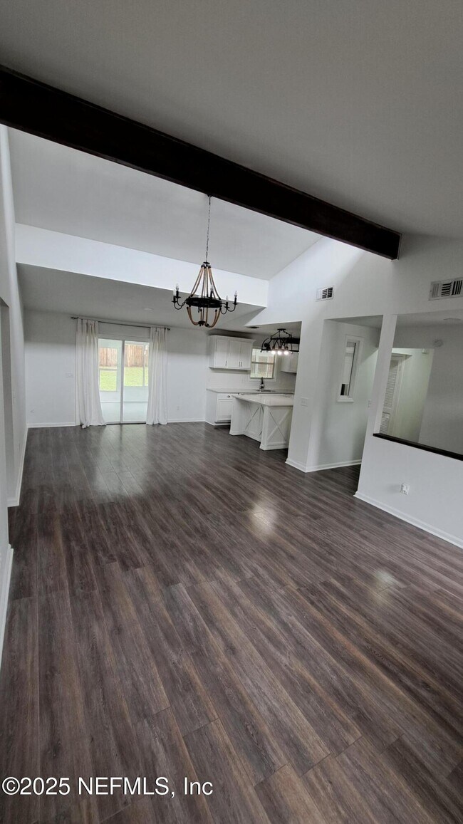 Building Photo - 9756 Saye Ct