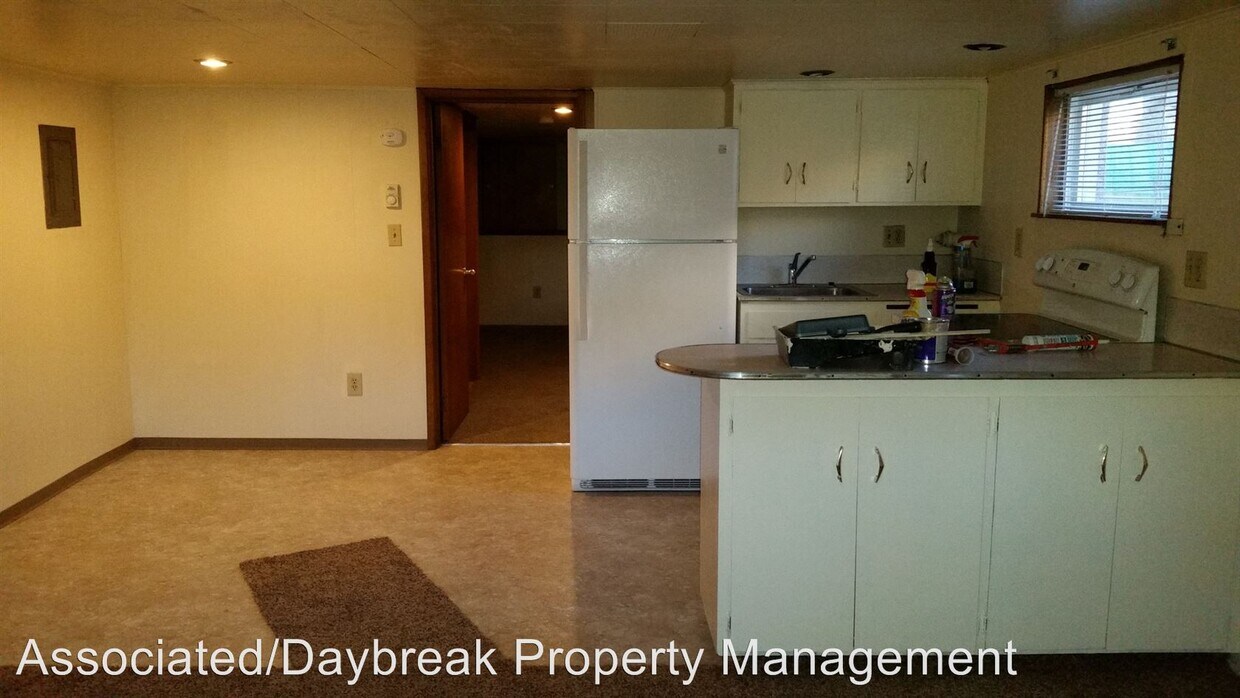 Foto principal - 1128 W Nob Hill Blvd