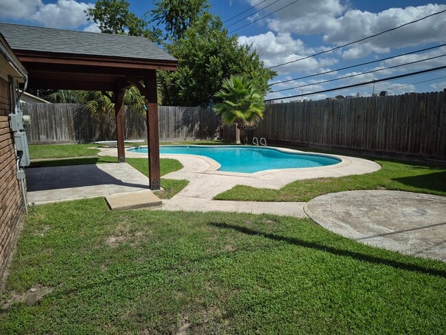 Photo - 3307 Rockyridge Dr (Houston, TX) House
