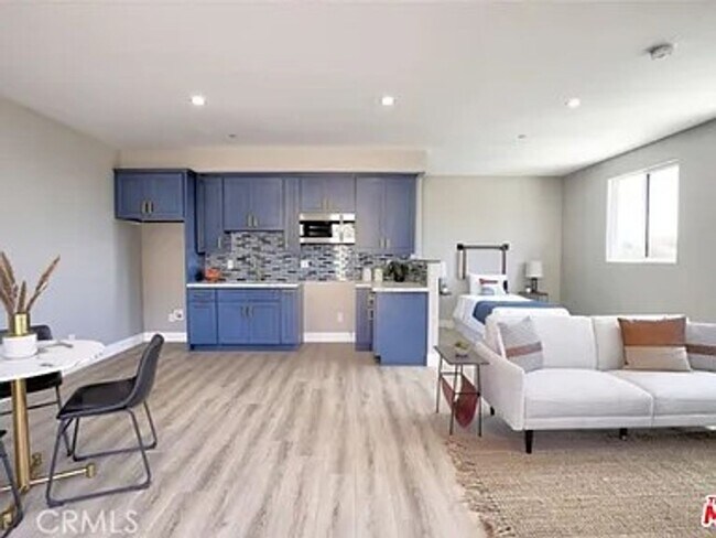 Foto del edificio - Private, Peaceful Studio Retreat in Prime Los Angeles Location