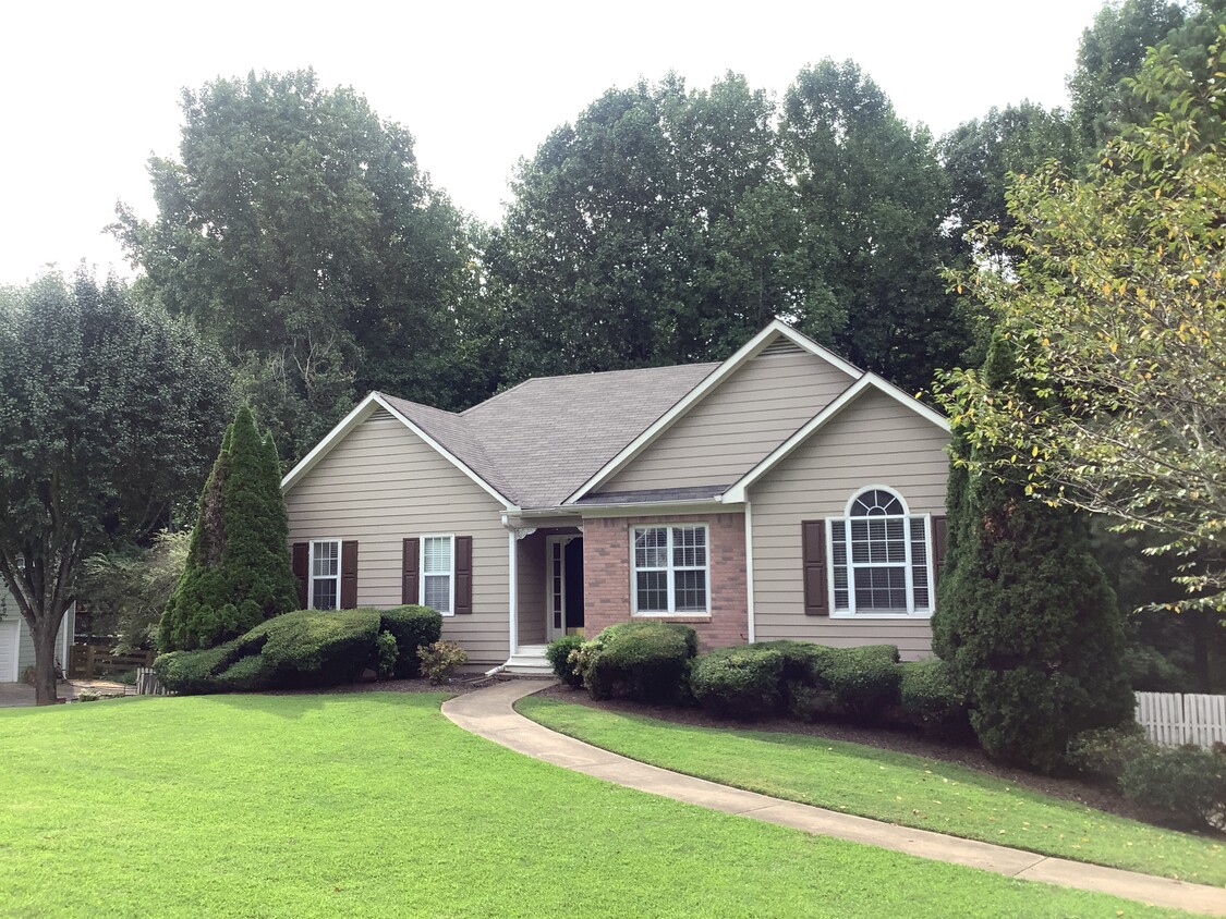 Foto principal - 3930 Pheasant Run Trce