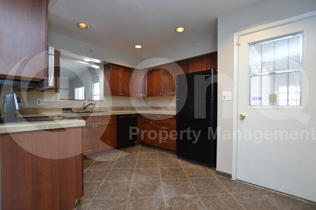 Foto del edificio - 6433 E Ellis St