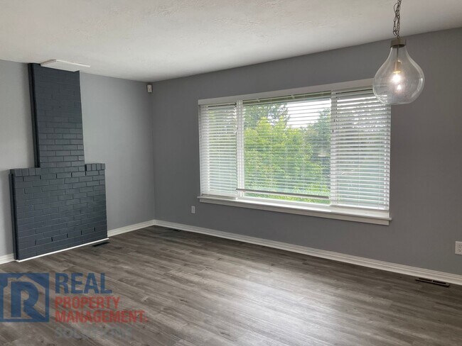 Foto del edificio - 1443 SW Montgomery St