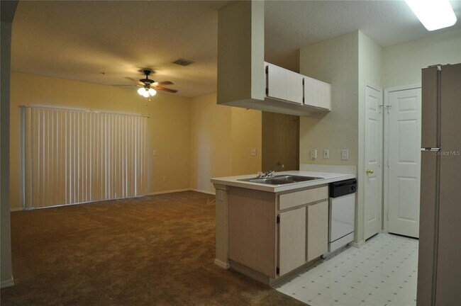 Foto del edificio - 13245 Sanctuary Cove Dr