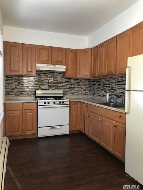 Building Photo - 44-40-44-64 64th St