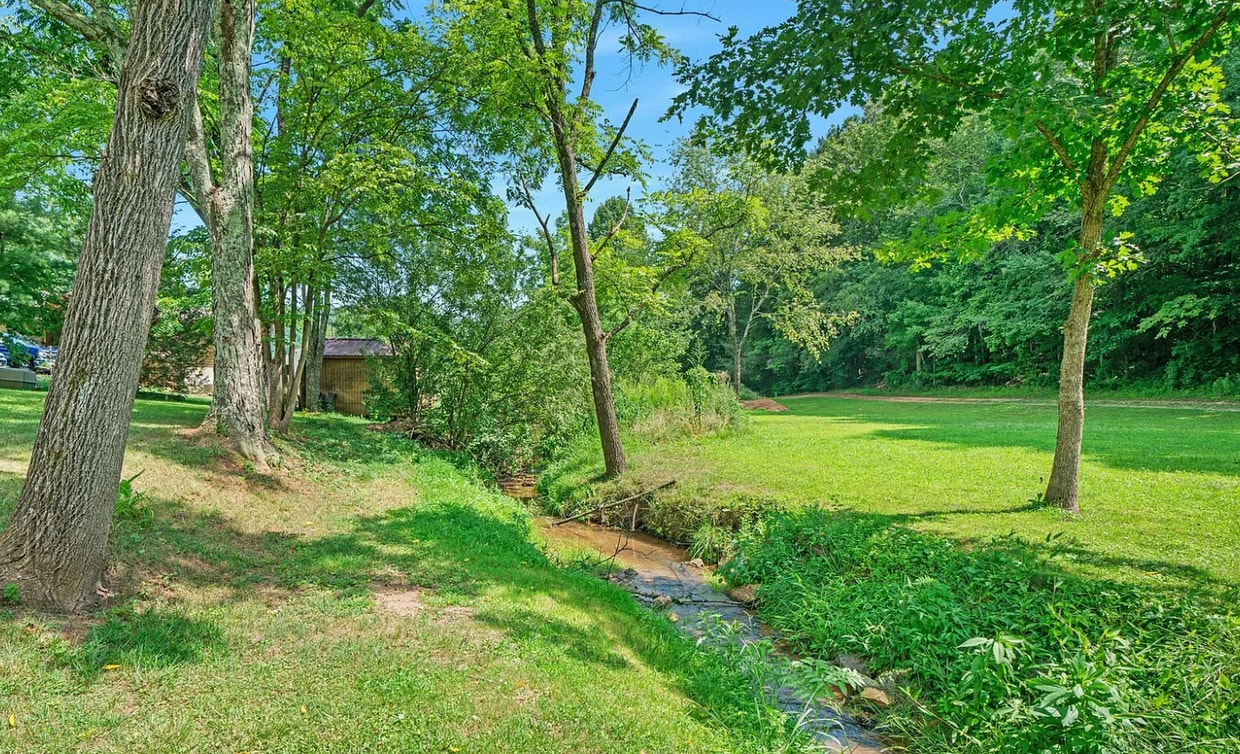 Primary Photo - 499 Worley Rd