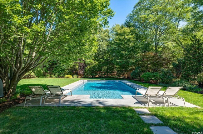 Building Photo - 14 Lamb Ave