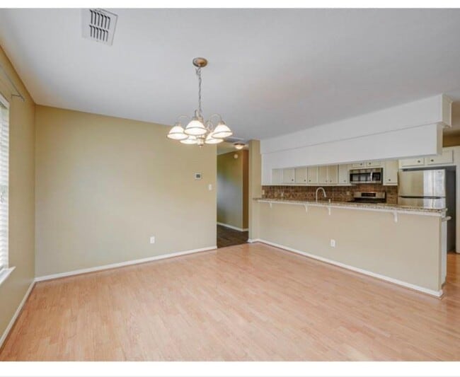 Building Photo - 7075 Gentle Breeze Dr